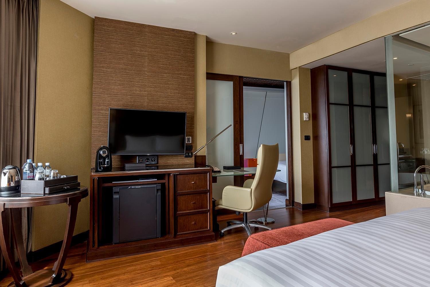 Отель Hilton Bangkok Grande Asoke Экстерьер фото